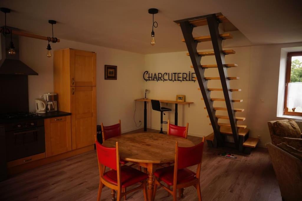 Belle Maison De Campagne Henon Bagian luar foto