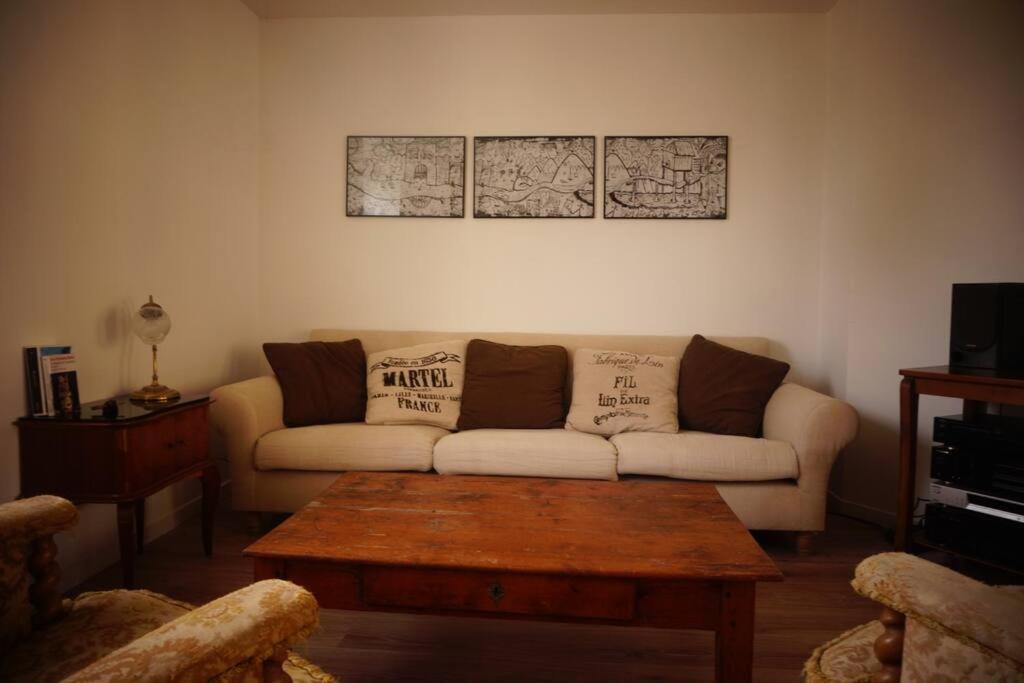 Belle Maison De Campagne Henon Bagian luar foto