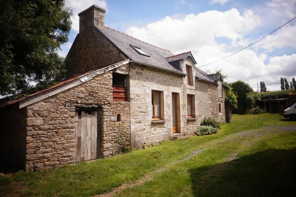 Belle Maison De Campagne Henon Bagian luar foto